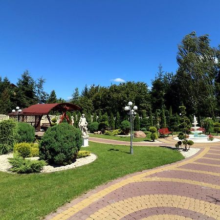 Pokoje Goscinne Anna Airport Modlin Nowy Dwór Mazowiecki Esterno foto